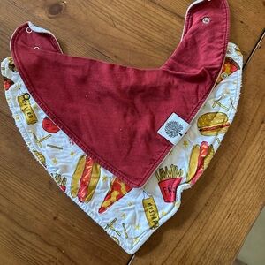 Bib set